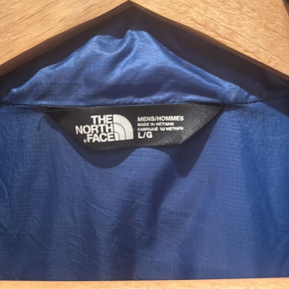 North face blue insulated jacket - brand new - Picture 3 of 7